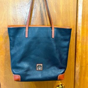Dooney & Bourke blue tote/purse